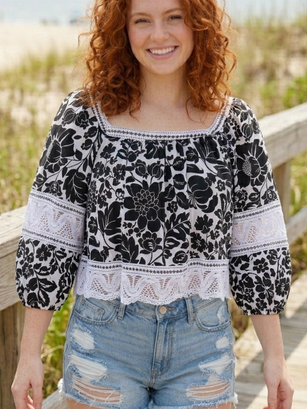 Rachel Zoe Linen Rayon Black White Lace Boho Floral Cropped Top M
